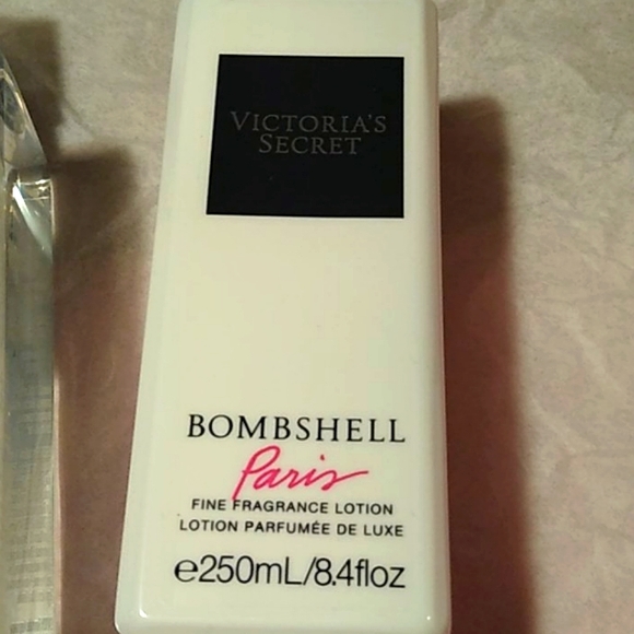 Victoria's Secret Bombshell Paris 2 pc set - Picture 3 of 4